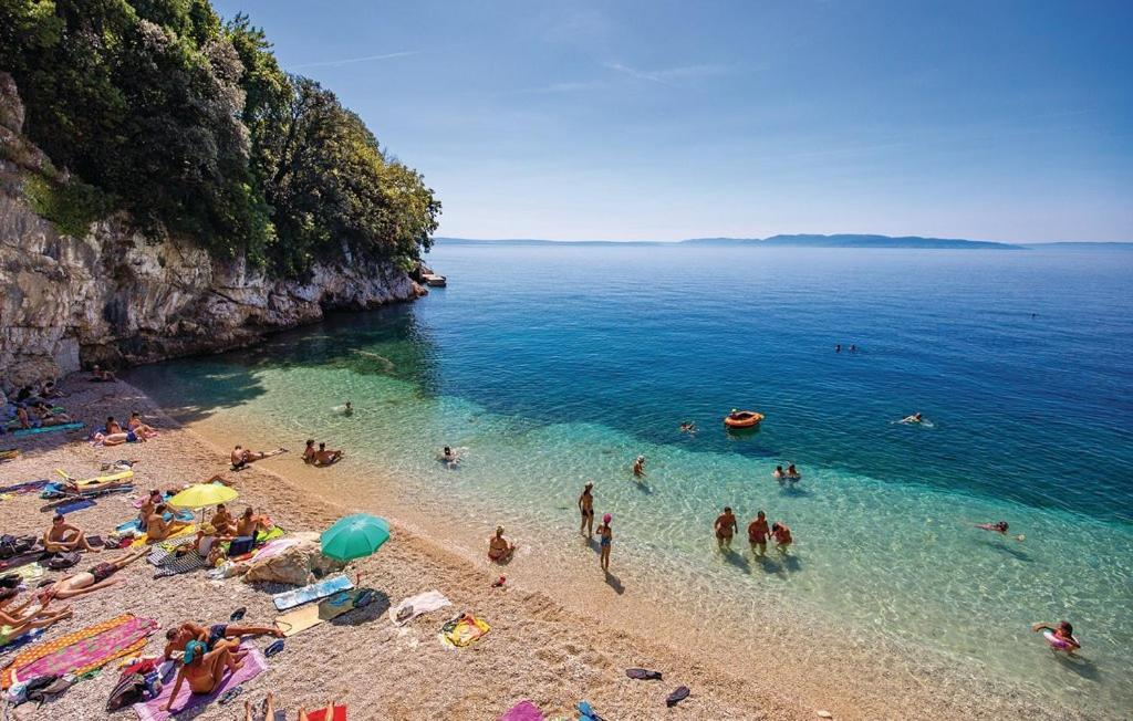 Apartments Chiara Mit Meerblick Und Pool Und Jacuzzi Lovran Εξωτερικό φωτογραφία