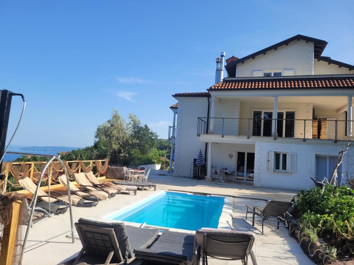 Apartments Chiara Mit Meerblick Und Pool Und Jacuzzi Lovran Εξωτερικό φωτογραφία