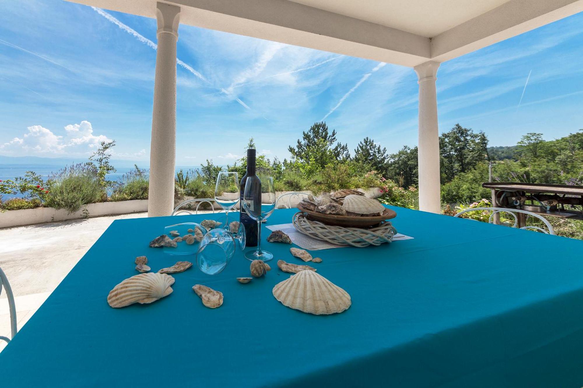 Apartments Chiara Mit Meerblick Und Pool Und Jacuzzi Lovran Εξωτερικό φωτογραφία