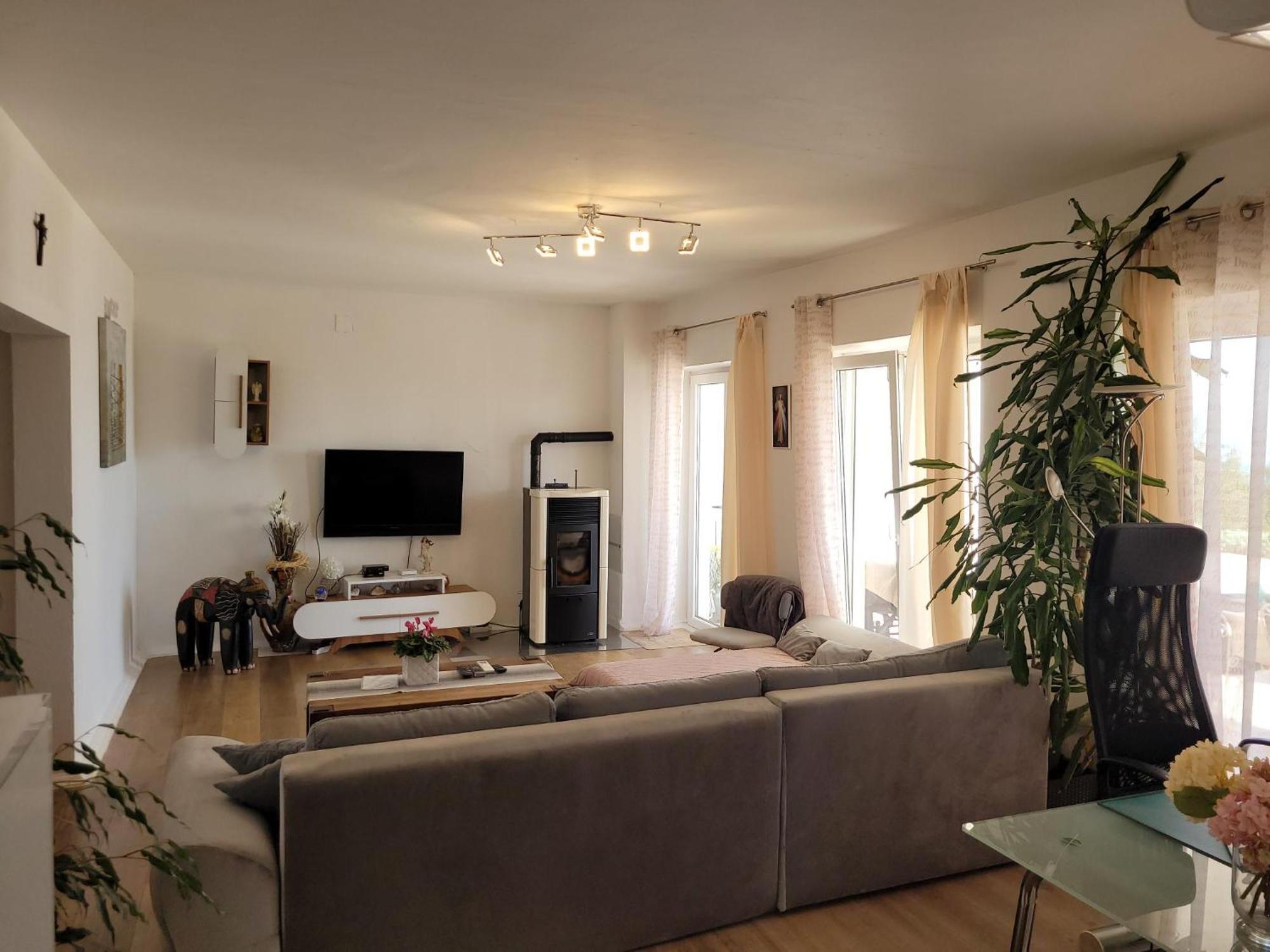 Apartments Chiara Mit Meerblick Und Pool Und Jacuzzi Lovran Εξωτερικό φωτογραφία